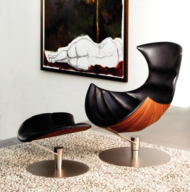 中国 Hjellegjerdeのイセエビのガラス繊維の腕の椅子の革余暇のモダンなデザイン サプライヤー